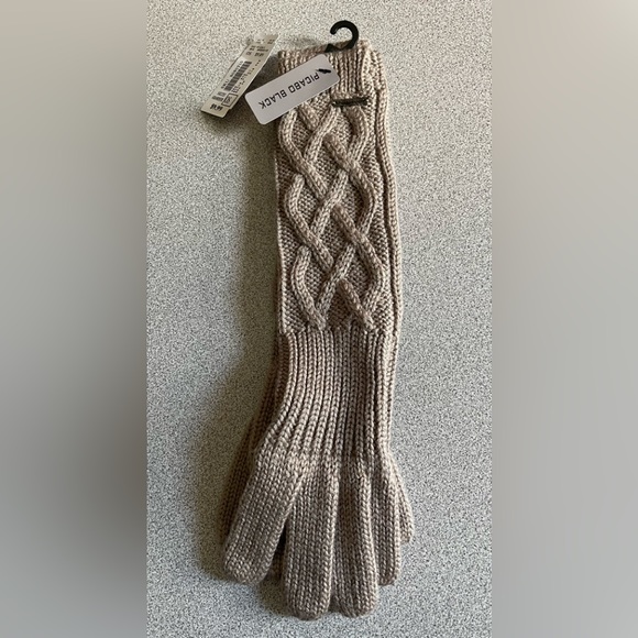 Picabo Black Beige Wool Blend Long Cable Knit Gloves O/S - Picture 1 of 8